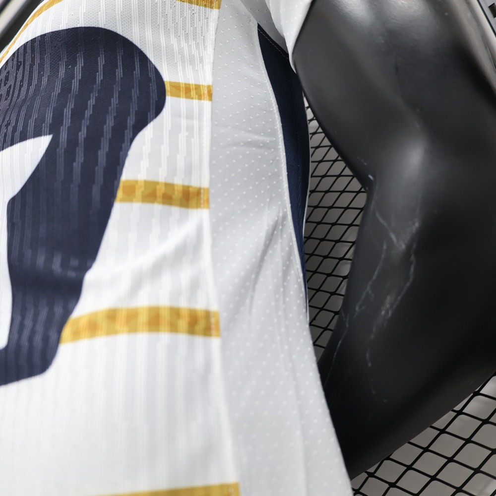 Player 2025-26 Pumas Special Edition Football jersey
