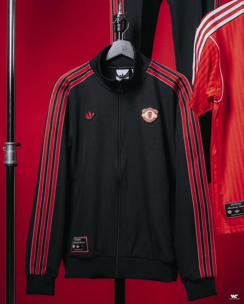 2026-27 season Manchester United jacket suit