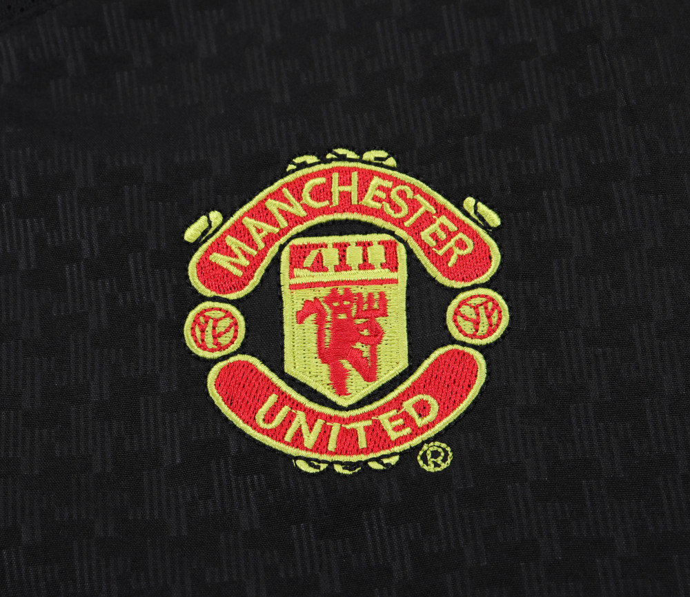 Retro Kids 2003-04 Manchester United Away Kids Football jersey