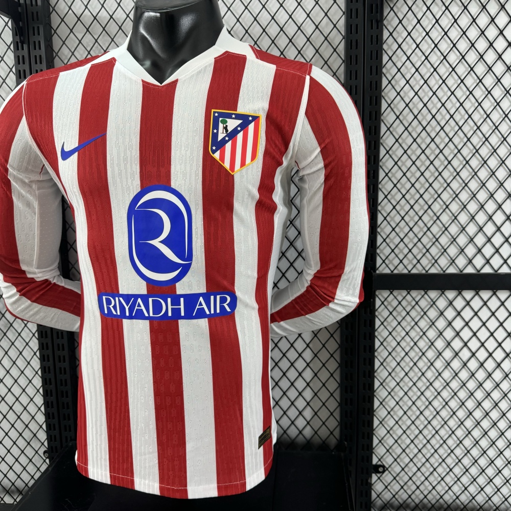 Player 2025-26 Atletico Madrid Home Football jersey Long Sleeve