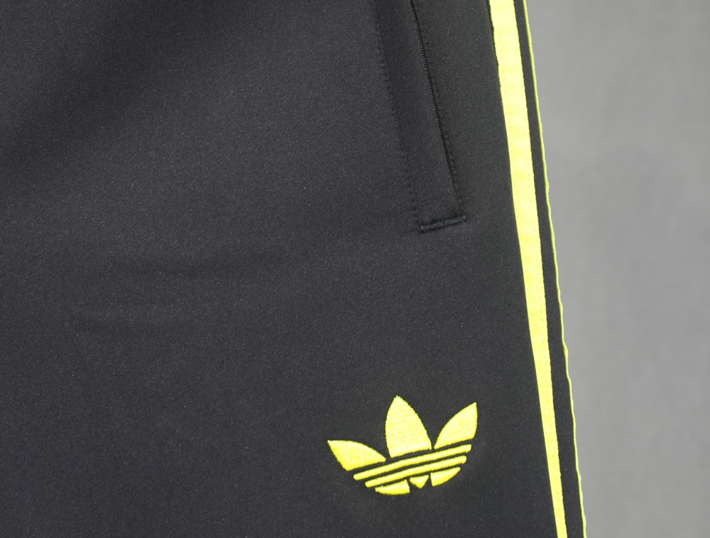 2026-27 Manchester United jacket suit