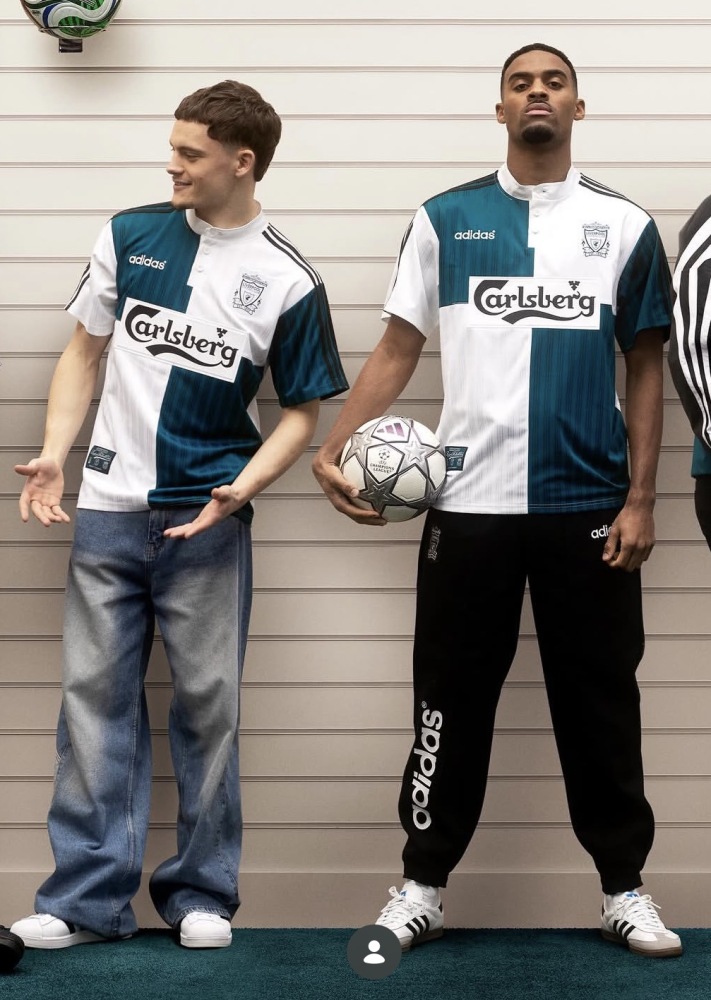 Player version Retro 1995-96 Liverpool Away Football jersey Retro S-3XL