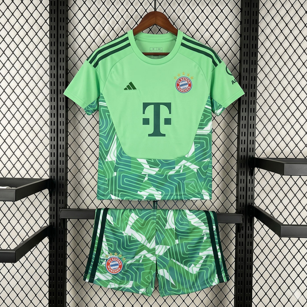 KIDS 2026-27 Bayern Munchen Goalkeeper KIDS Football jersey