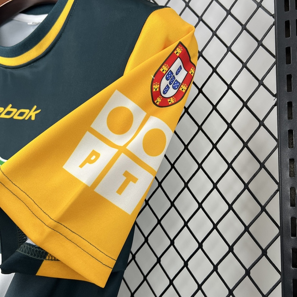 Retro 02-03 Sporting Lisbon Away Football jersey retro