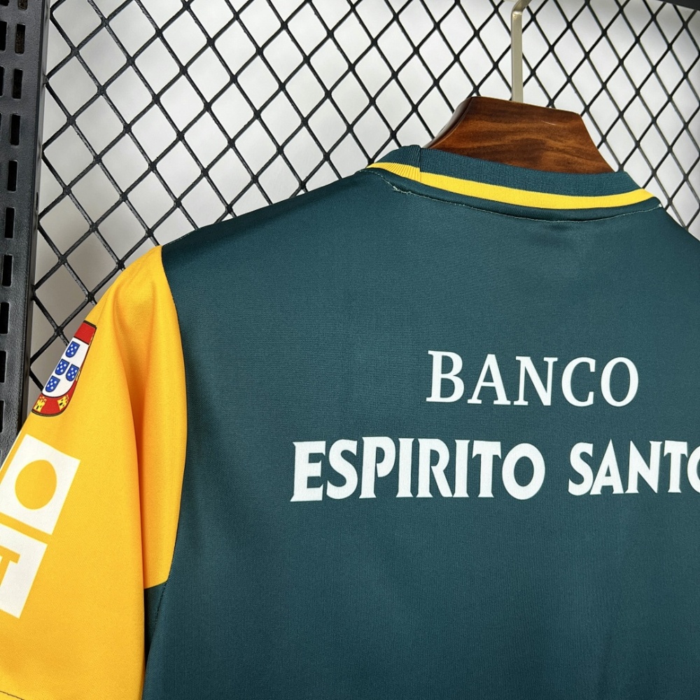 Retro 02-03 Sporting Lisbon Away Football jersey retro