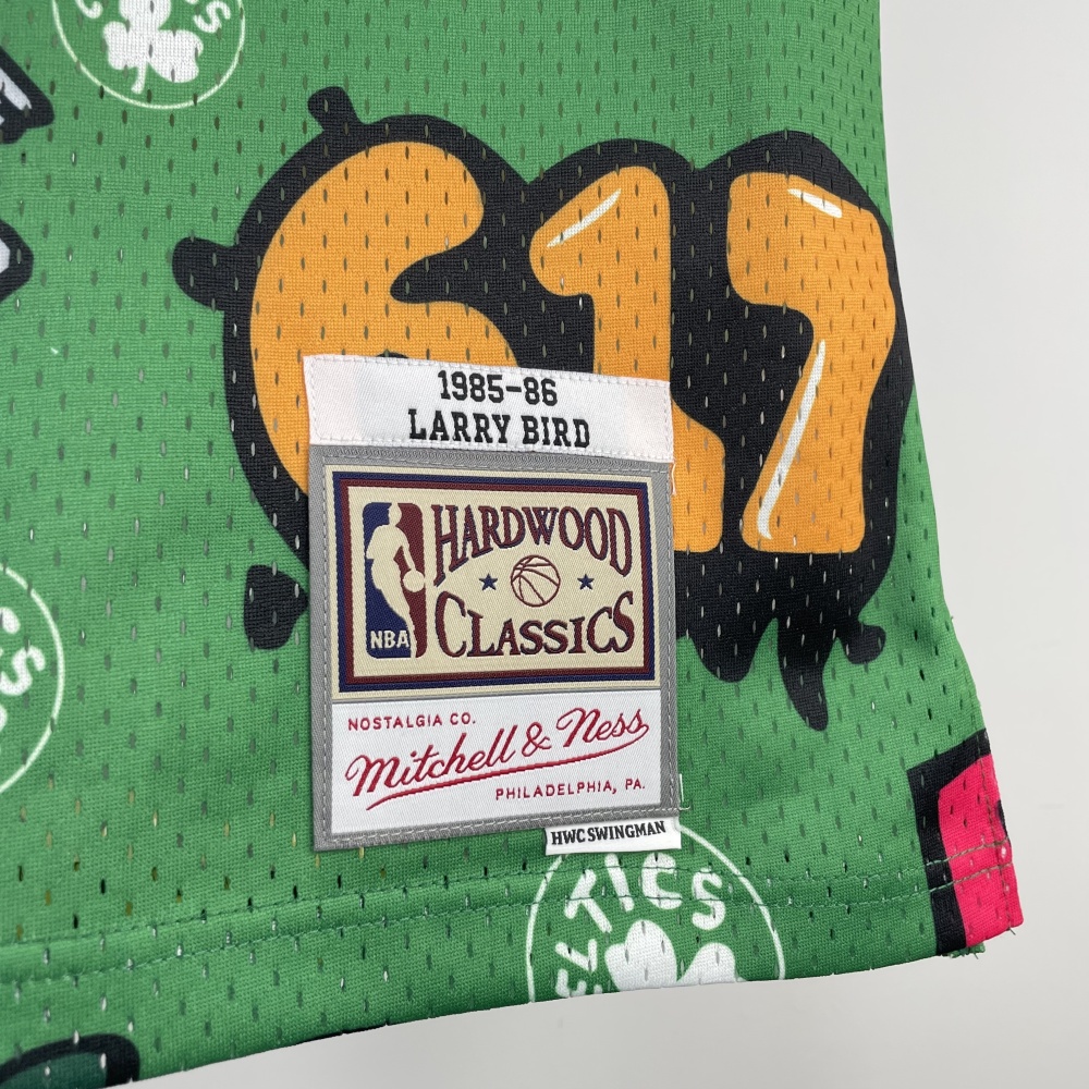 1985/86 Boston Celtics Mitchell & Ness Retro Larry Bird #33 Men’s Jersey