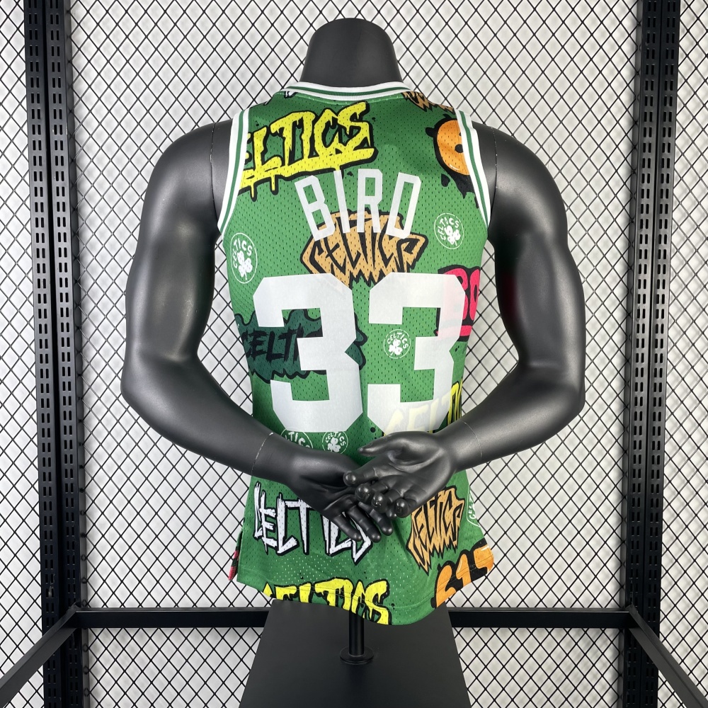 1985/86 Boston Celtics Mitchell & Ness Retro Larry Bird #33 Men’s Jersey
