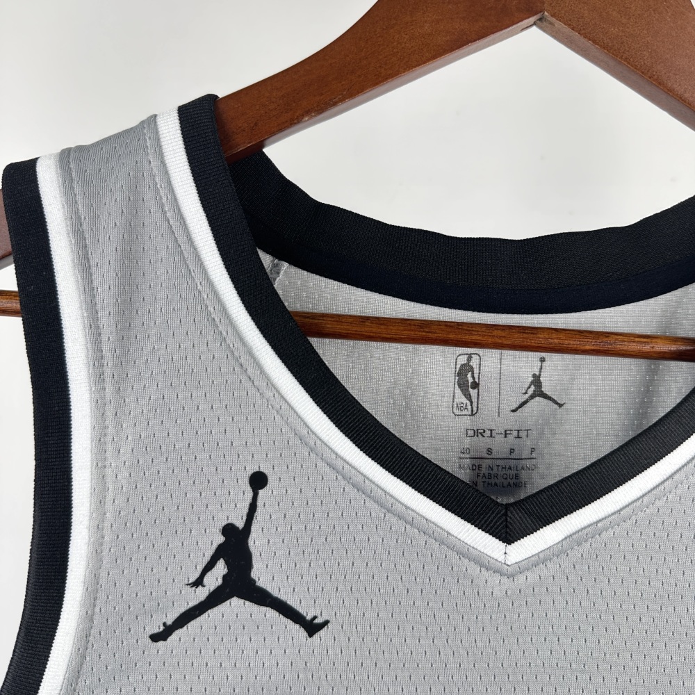 2021/22 San Antonio Spurs Jordan Edition Gray Tony Parker #9 Jersey | NBA Swingman Jersey