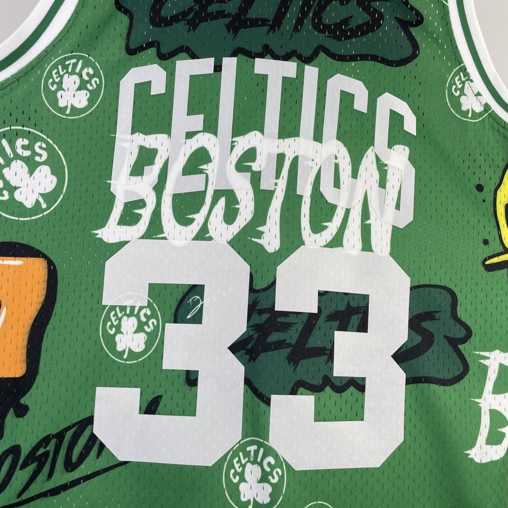 1985/86 Boston Celtics Mitchell & Ness Retro Larry Bird #33 Men’s Jersey