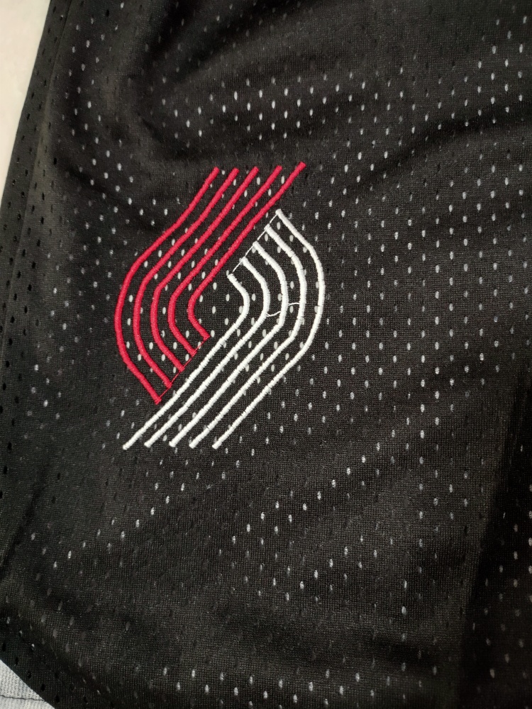 Portland Trail Blazers Throwback Pocket Black Basketball Shorts