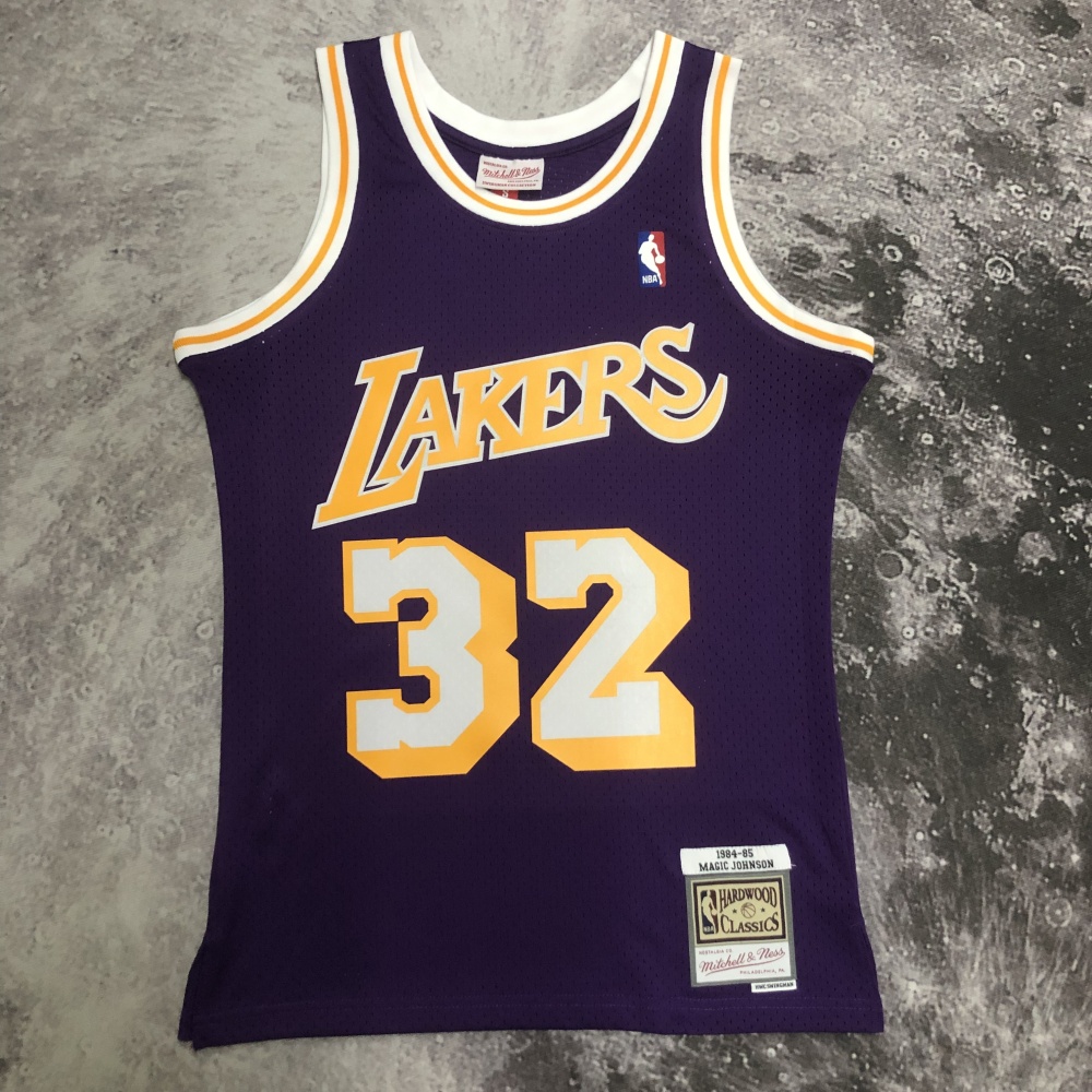 Los Angeles Lakers Mitchell & Ness Retro Magic Johnson #32 Purple Men’s Jersey