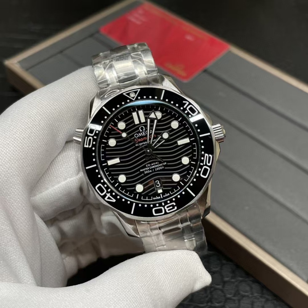 OMEGA SeaMaster Diver 300M