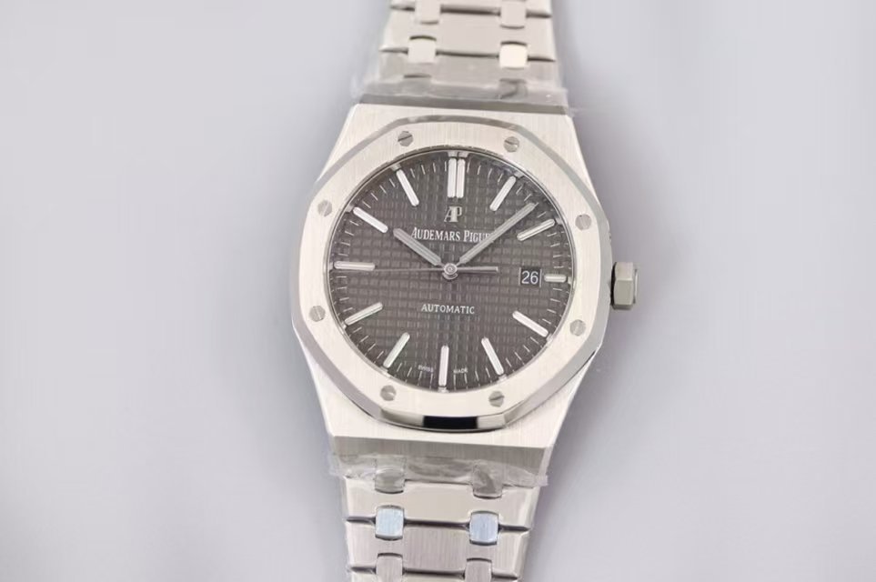 AP Royal Oak Self-winding