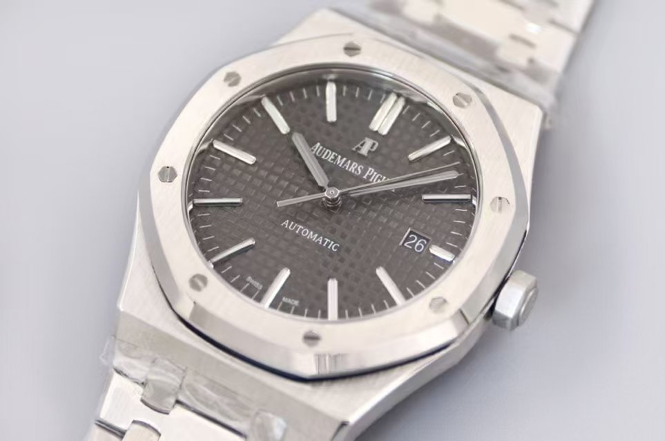 AP Royal Oak Self-winding
