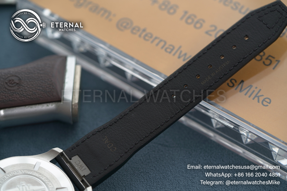 IWC - Pilots Watch Mark XX 40mm SS/LE White Dial V7F A2892