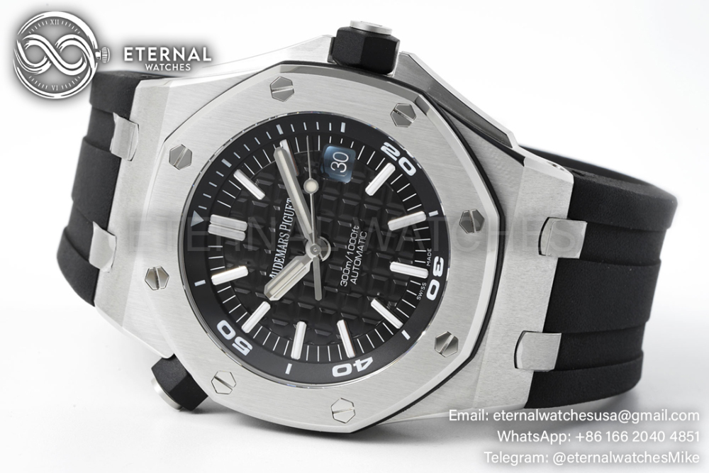 AP - Royal Oak Offshore Diver 15710 42mm SS/RU Black/Stk APSF SA3120 Super Clone