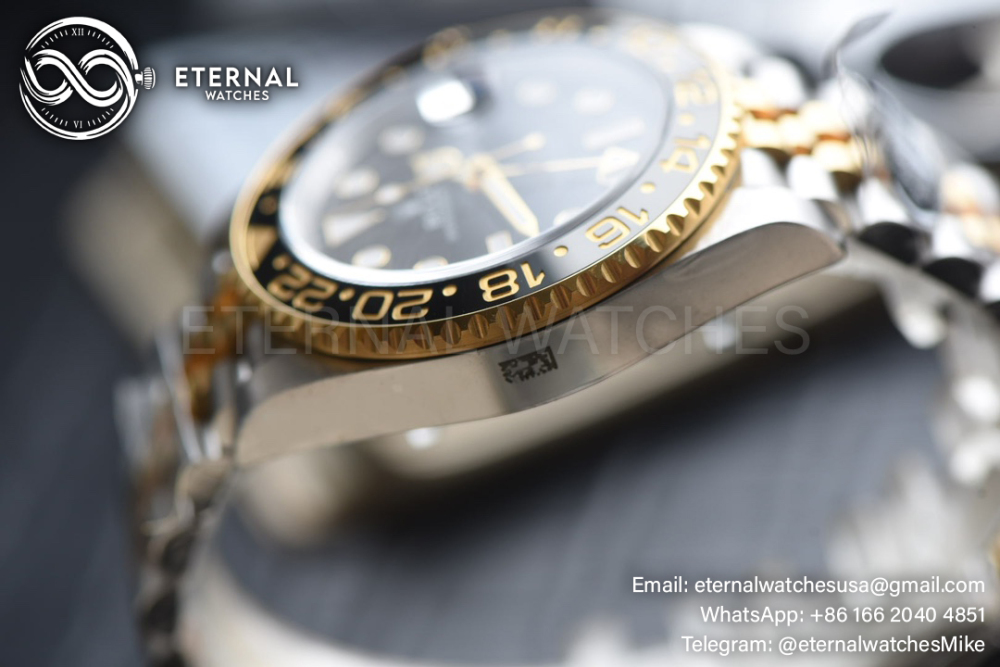 Rolex - GMT II 126713 GRNR 40mm Jub SS/YG Black Dial Clean DD3285 Super Clone