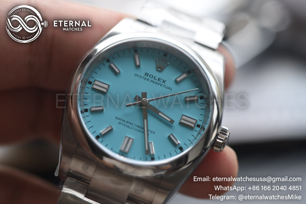 Rolex - Oyster Perpetual 126000 36mm SS/SS Tiffany Blue Dial Clean VR3230