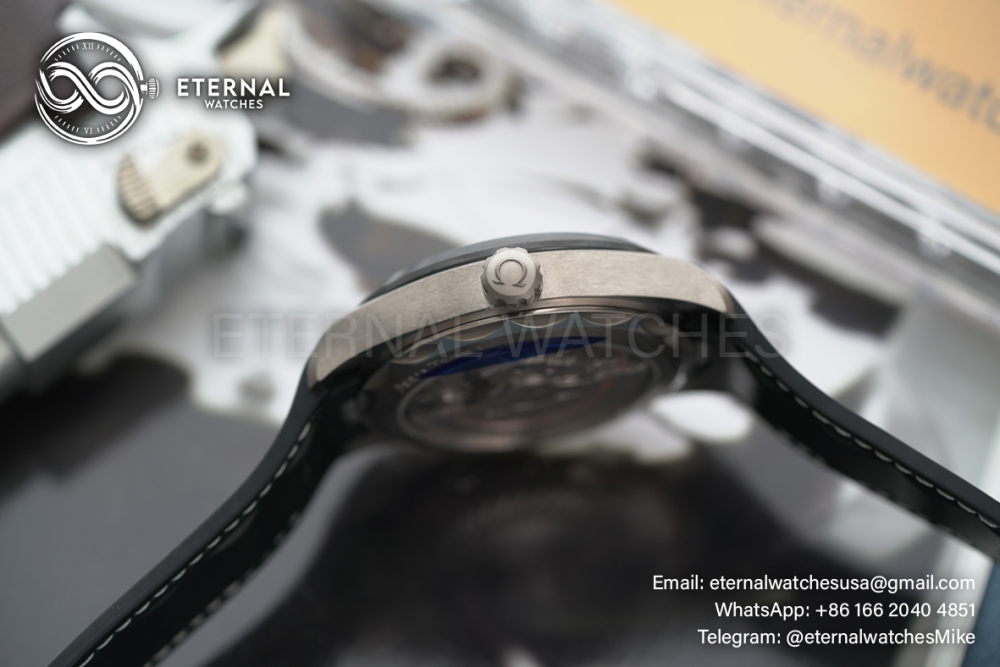 OMEGA - Seamaster Aqua Terra 150M World-Timer 43mm Ti/RU Grey Dial VSF A8938