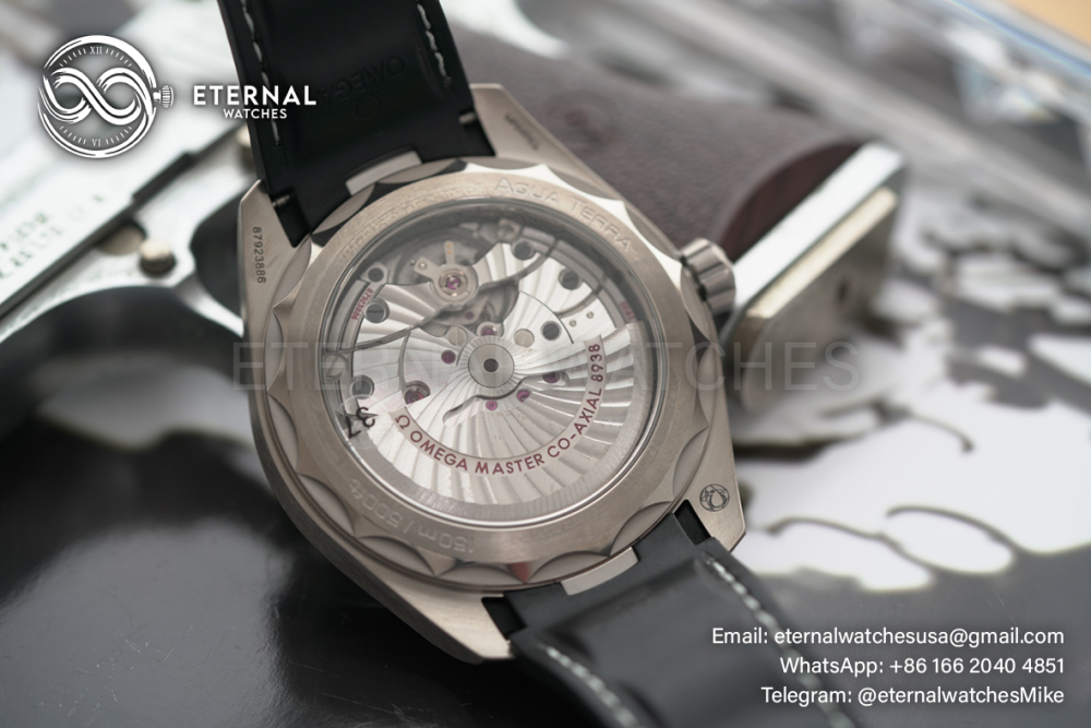 OMEGA - Seamaster Aqua Terra 150M World-Timer 43mm Ti/RU Grey Dial VSF A8938