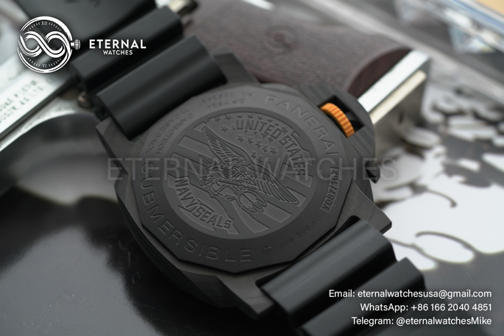 PANERAI - Submersible PAM1324 44mm Carbon/RU Black Dial VSF P9011