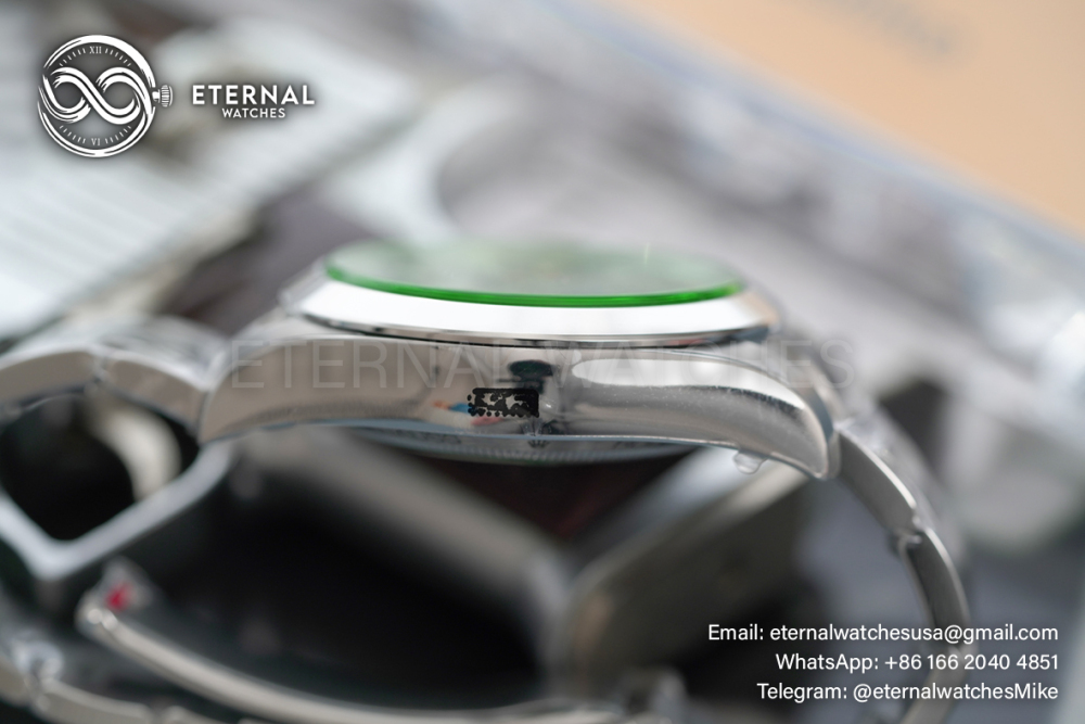ROLEX - Milgauss 116400GV 40mm SS/SS Black Dial Green Crystal VSF VS3131