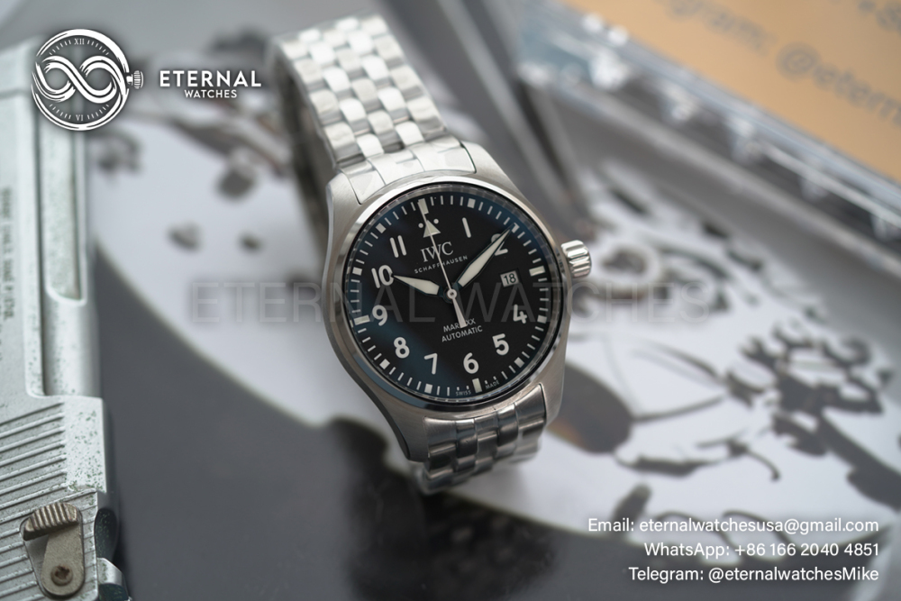 IWC - Pilot Mark XX 40mm SS/SS Black Dial V7F A2892
