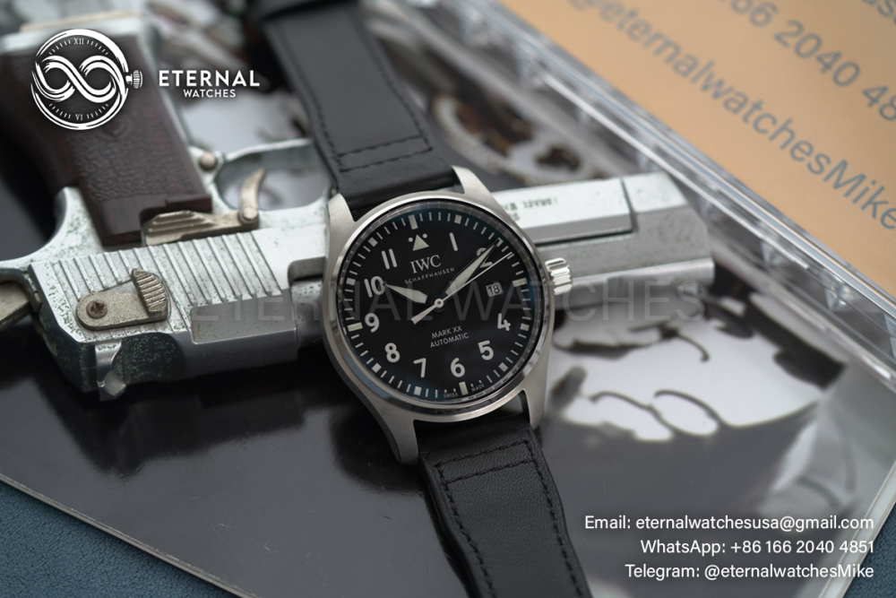 IWC - Pilot Mark XX 40mm SS/LE Black Dial V7F V2 A2892