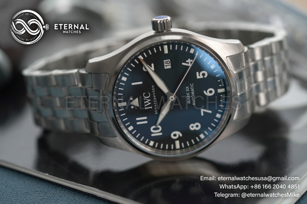 IWC - Pilot Mark XX 40mm SS/SS Black Dial V7F A2892