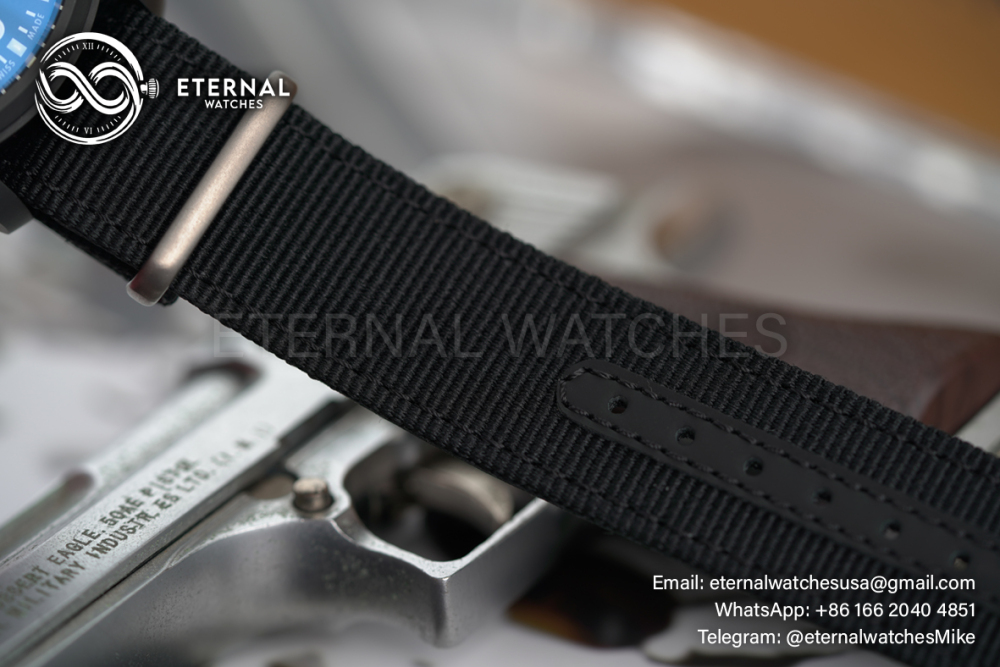 IWC - Pilots Watch Top Gun 41mm CER/NY Black Dial V7F A32111