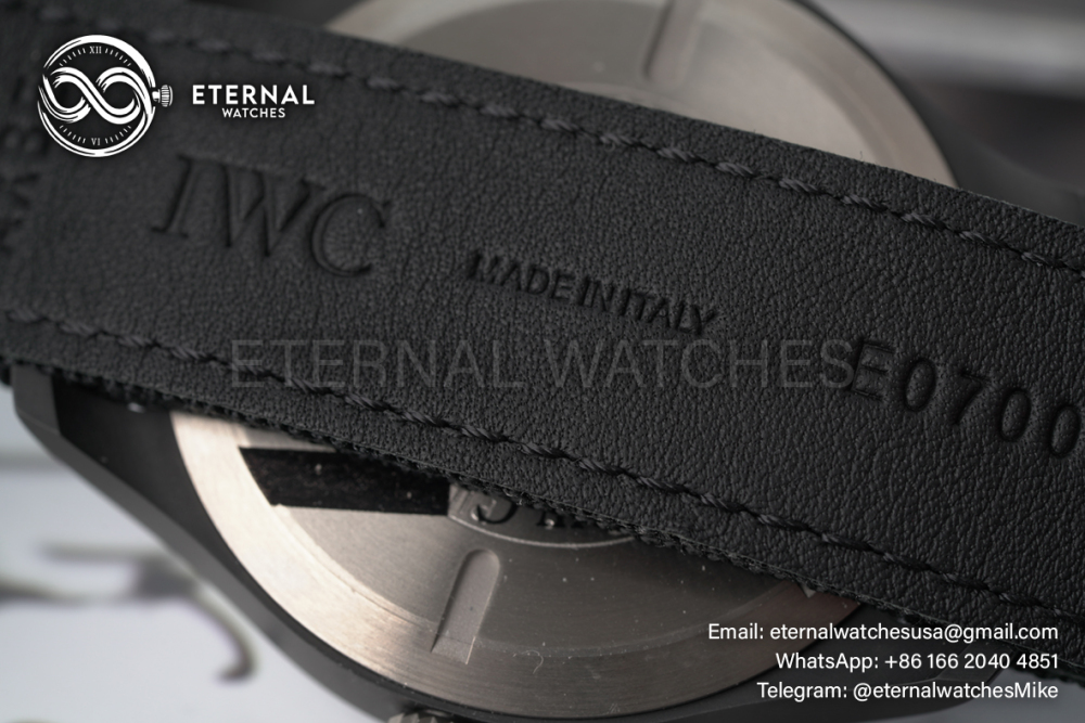 IWC - Pilots Watch Top Gun 41mm CER/NY Black Dial V7F A32111