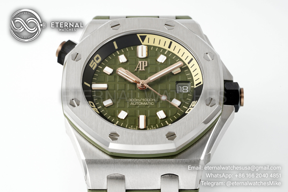 Royal Oak Offshore Diver 15720 42mm SS/RU Green/Stk ZF A4308