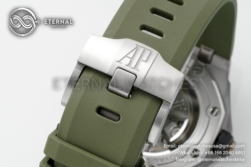 Royal Oak Offshore Diver 15720 42mm SS/RU Green/Stk ZF A4308