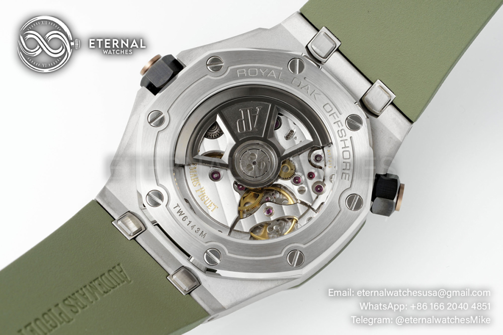 Royal Oak Offshore Diver 15720 42mm SS/RU Green/Stk ZF A4308