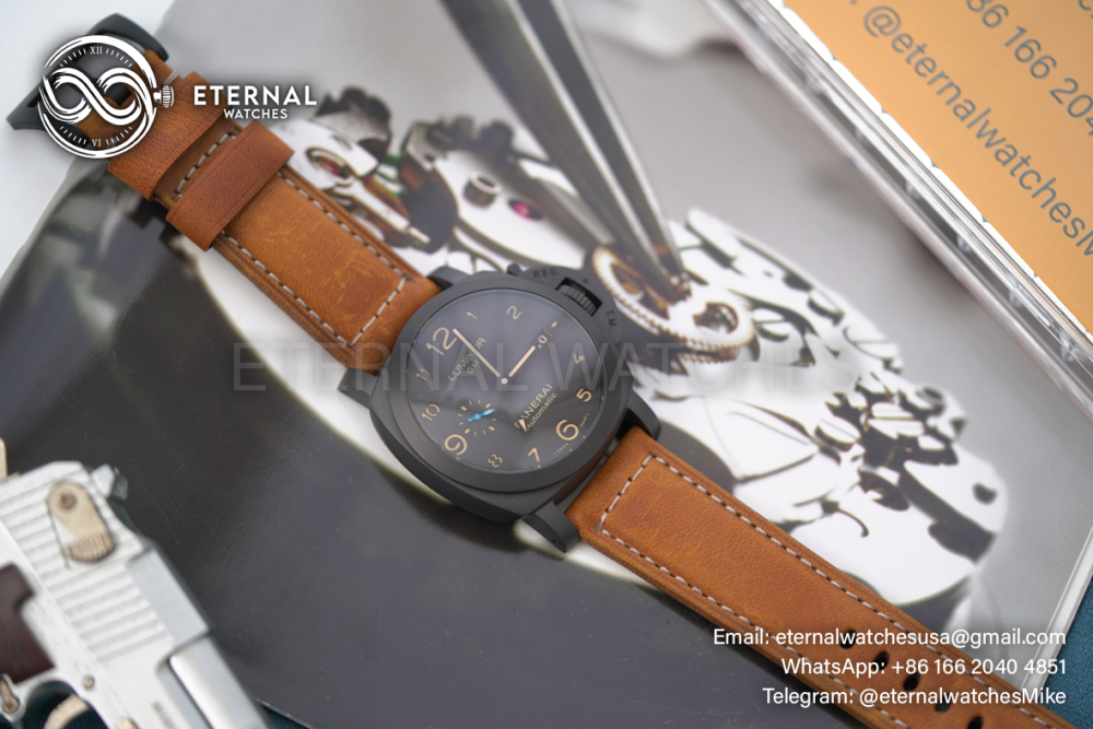 PANERAI - PAM1441 Luminor 3 Days GMT 44mm CER/LE VSF P9010