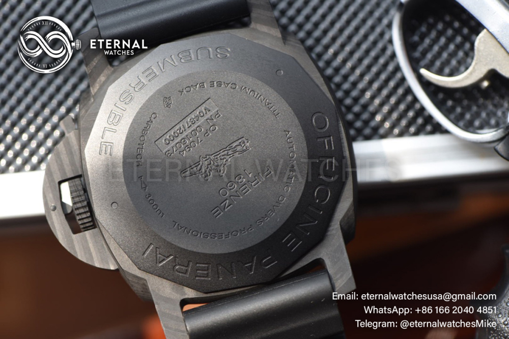 PANERAI - Submersible Pam1616 47mm Carbon/RU Black Dial VSF P9010