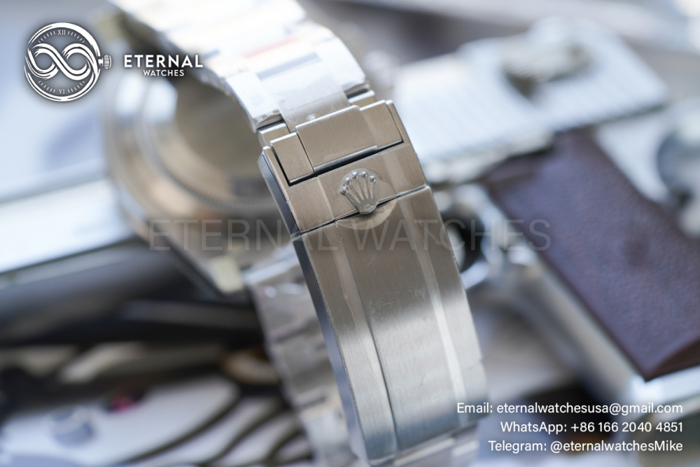 Rolex Submariner Date