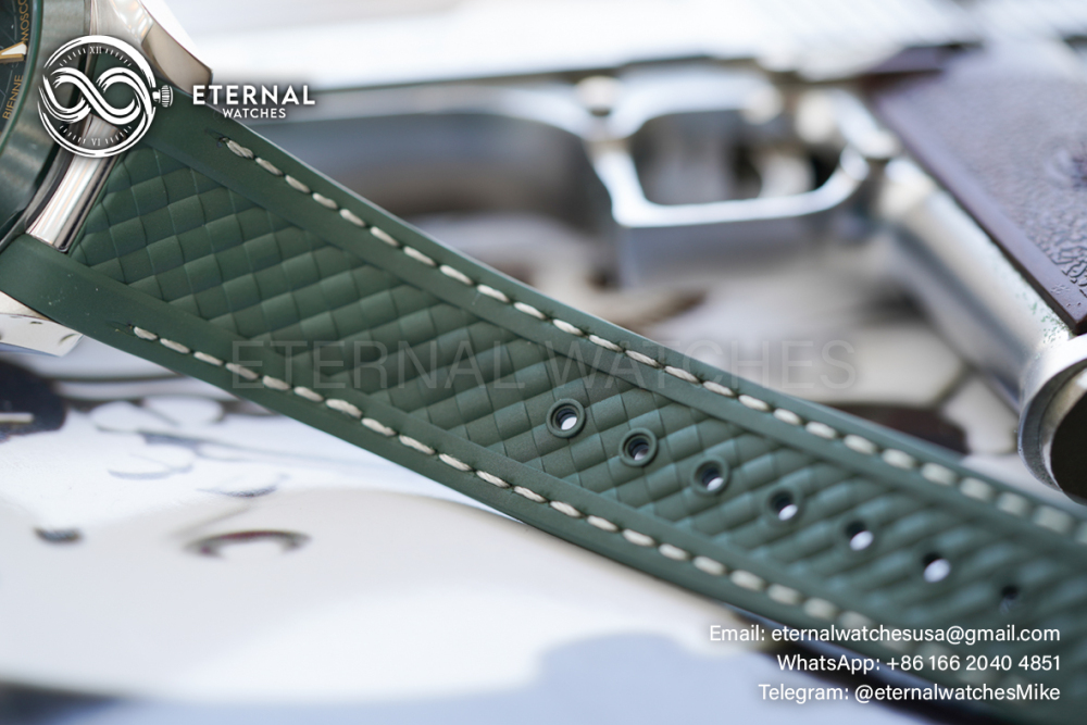 OMEGA - Sea Master Aqua Terra 150M 43mm Worldtimer SS/RU Green Dial VSF A8938