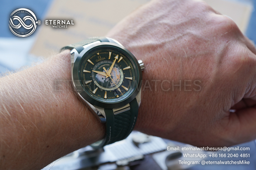 OMEGA - Sea Master Aqua Terra 150M 43mm Worldtimer SS/RU Green Dial VSF A8938