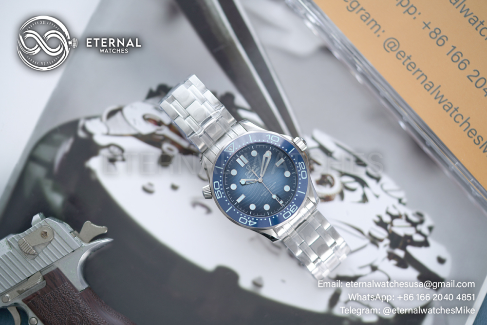 OMEGA - Seamaster Diver 300m 42mm SS/SS Dark Blue Dial VSF A8800 Super Clone