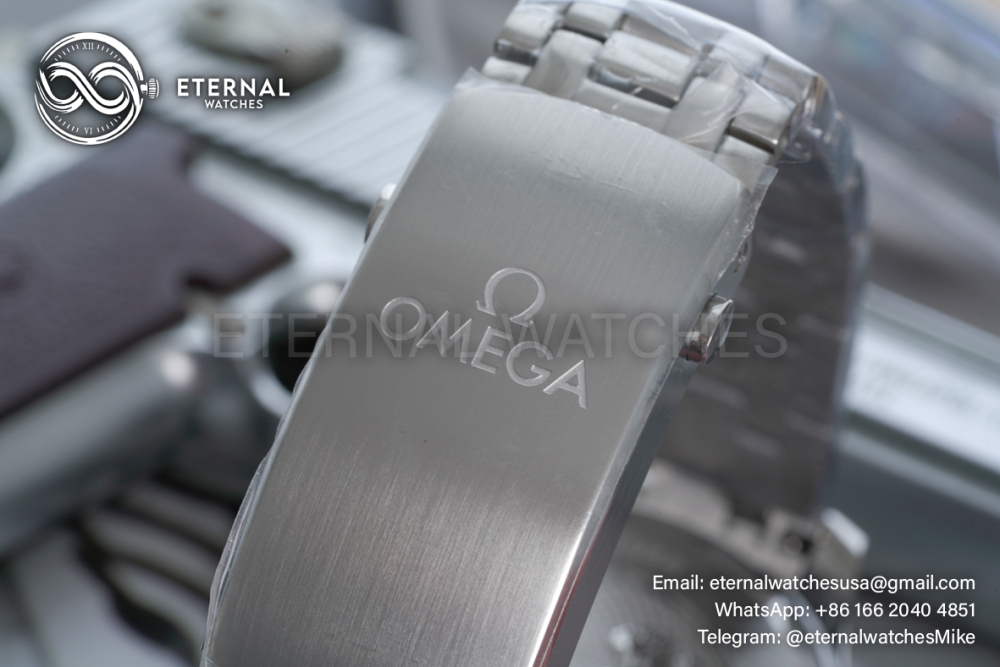 OMEGA - Seamaster Diver 300m 42mm SS/SS Dark Blue Dial VSF A8800 Super Clone