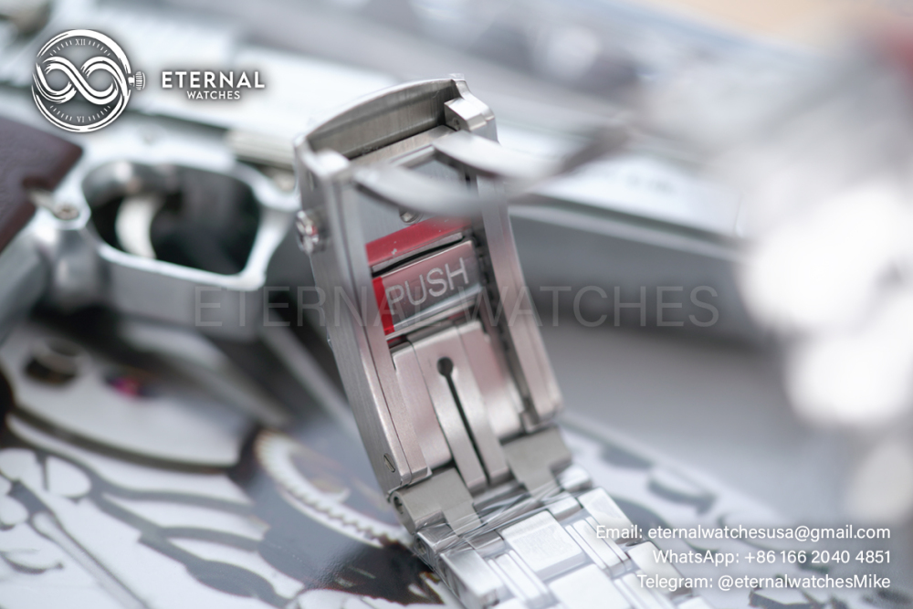 OMEGA - Seamaster Diver 300m 42mm SS/SS Dark Blue Dial VSF A8800 Super Clone