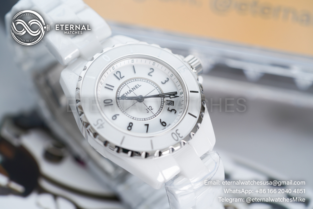 CHANEL - J12 Ladies 33mm Ceramic/Cer White/Num XF Swiss Quartz