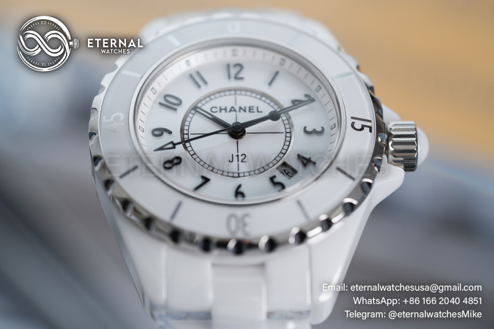 CHANEL - J12 Ladies 33mm Ceramic/Cer White/Num XF Swiss Quartz