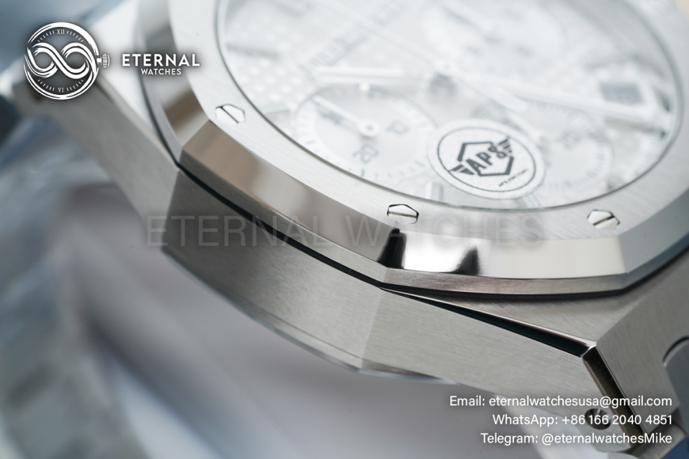 AUDEMARS PIGUET - Super Clone Royal Oak Chronometer 26240ST 41mm SS/SS Silver Dial APS SH4401