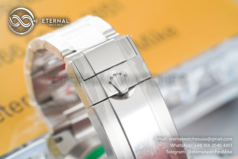 ROLEX - Submariner 116610LV Hulk 40mm SS/SS Green Dial Clean VS3135