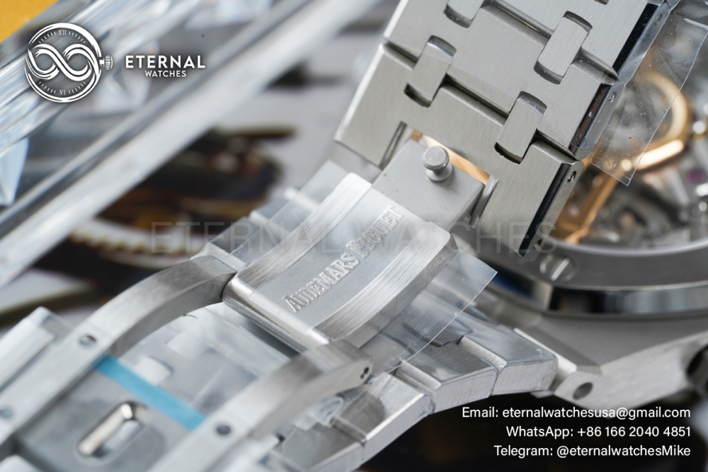 AUDEMARS PIGUET - Super Clone Royal Oak Chronometer 26240ST 41mm SS/SS Silver Dial APS SH4401
