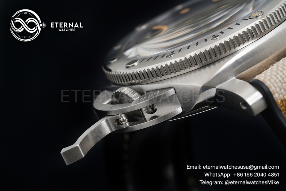 PANERAI - Super Clone Submersible PAM1518 QuarantaQuattro Navy Seals 44mm TI/CE Black Dial VSF P900