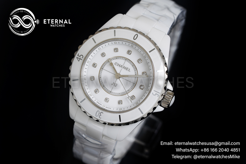 CHANEL - J12 Ladies 33mm Ceramic/Cer White/Dia XF Swiss Quartz