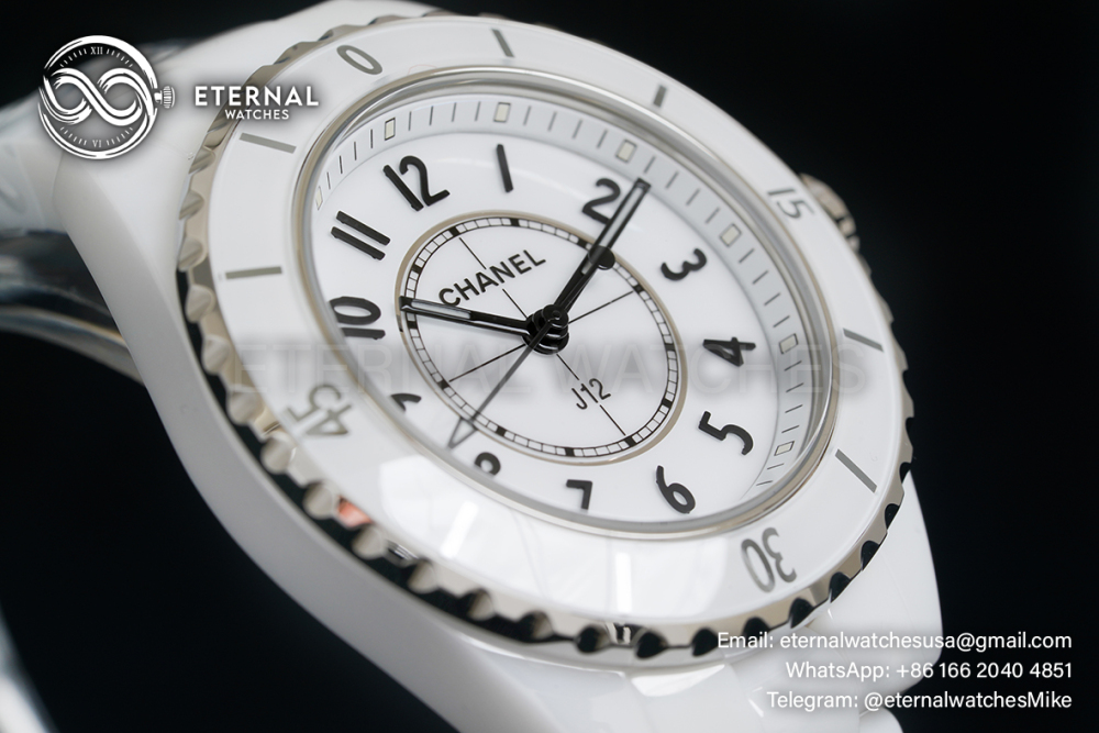 CHANEL - J12 Ladies 33mm Ceramic/Cer White/Num XF Swiss Quartz